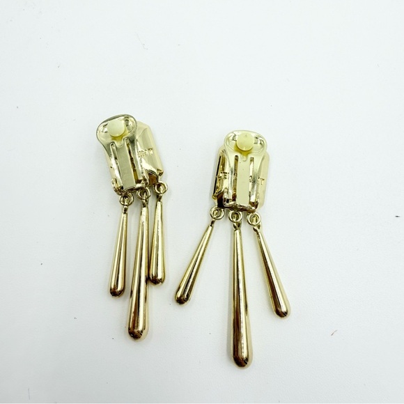 JEWELMINT Elegant Gold Tone Black Dangle Earrings - Picture 4 of 6